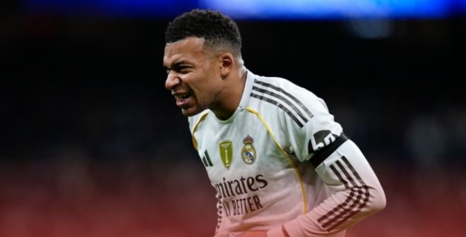 阿隆索真要下课了？皇马0-2爆冷输球，两人染红下轮无边后卫可用