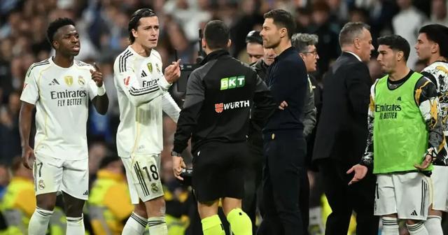 阿隆索帅位告急！皇马提前找好3位备胎：两位名帅+1名少帅