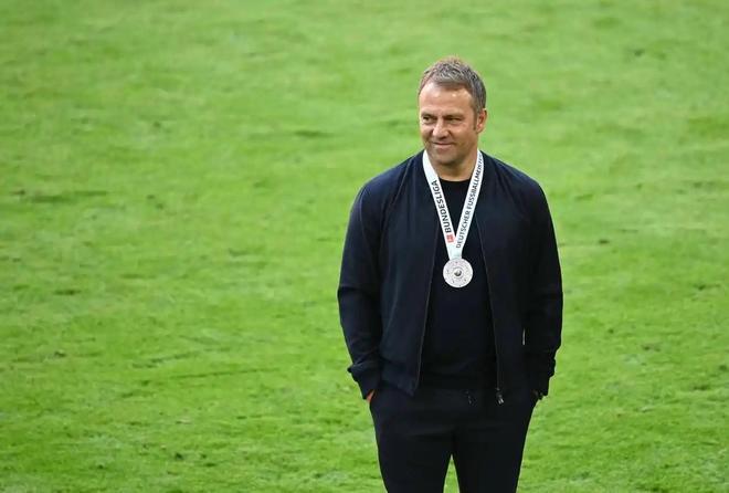 塞拉德斯：弗利克的招数缺乏侧重点，斯洛特可以喘口气