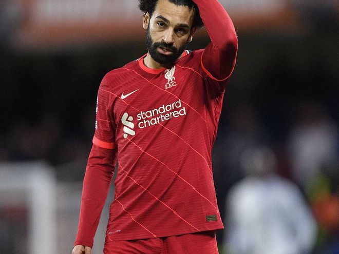 准备好瓜子汽水，我们一起看萨拉赫和阿隆索谁先离队的肥皂剧