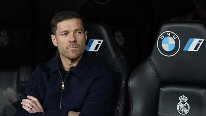 名记：阿隆索执教皇马前景堪忧，或仅半年即下课