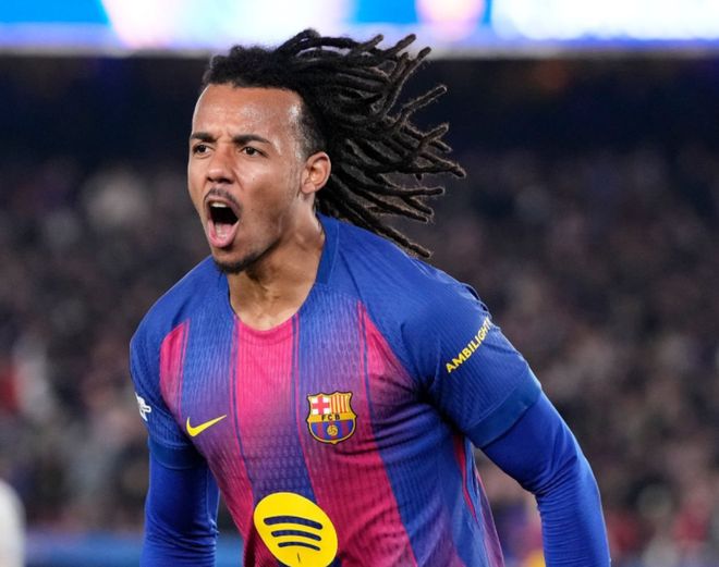 1-2爆冷！2-1逆袭！疯狂一夜，切尔西倒下，巴萨翻盘，国米被绝杀