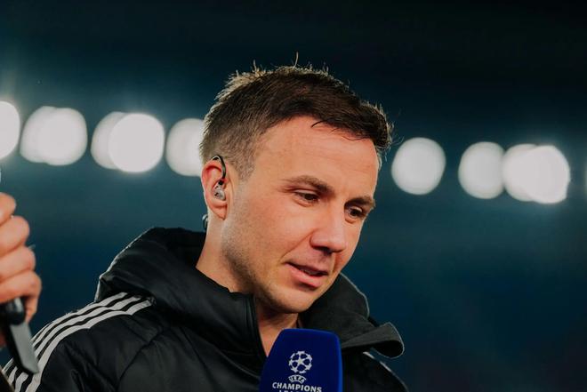 格策：两个头球丢球让人恼火；总体来说我们的防守做得不错