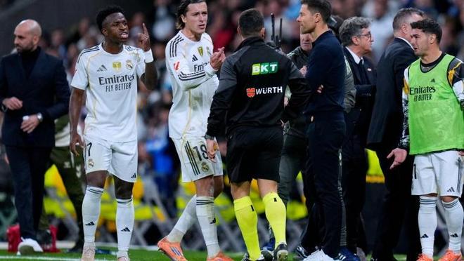 官方：恩德里克、卡瓦哈尔、卡雷拉斯因违规行为被禁赛两场