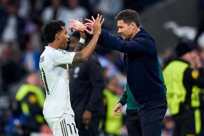 复盘皇马1-2曼城：16脚射门却只进一个，四场仅一胜阿隆索问题多