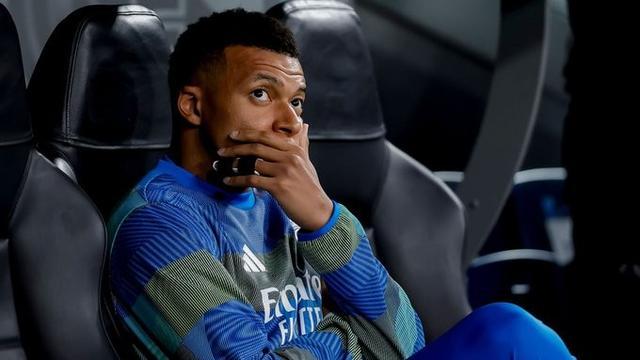 替补未出场,姆巴佩上一次欧冠比赛没出场也是对阵曼城 替补未出场,姆巴佩上一次欧冠比赛没出场也是对阵曼城