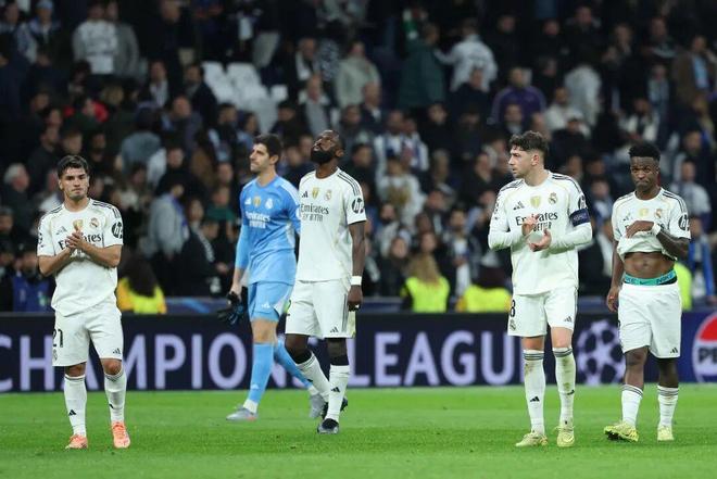 现在的皇马帅位是什么烫手山芋吗？