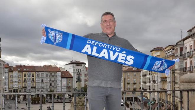 阿拉维斯名宿:阿隆索是一位优秀的教练,希望皇马不要解雇他 阿拉维斯名宿:阿隆索是一位优秀的教练,希望皇马不要解雇他