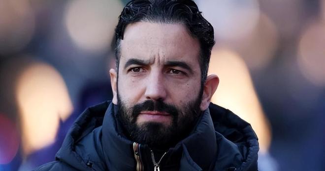 曼联渐趋稳定但也危机四伏 B费遭沙特土豪哄抢 中场太子要去皇马