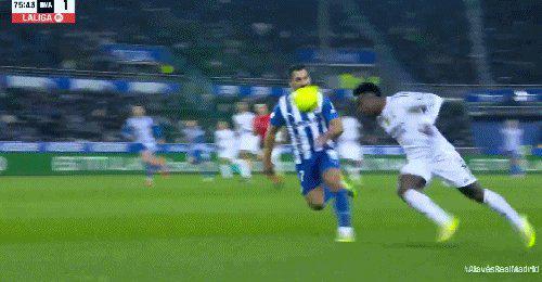 【早报】龙哥要发力了！皇马近3场首胜距榜首4分！