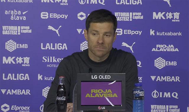 阿隆索：我觉得维尼修斯的点球很明显，很惊讶裁判没看回放