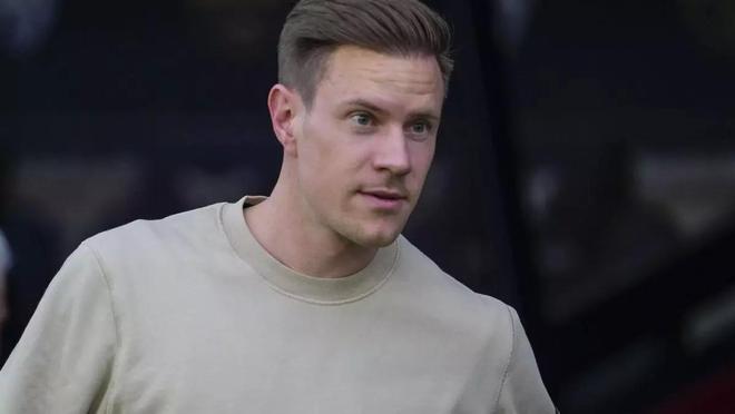 每体：特狮不准备离开巴萨，若热刺邀请他可能会改变主意