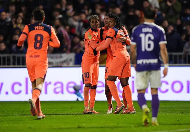 每体：弗里克给全队放了两天假，拉什福德、特狮等人自发加练