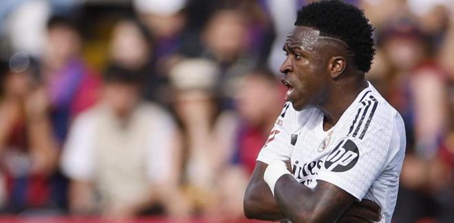 世体：瓦伦西亚正就维尼修斯纪录片一事寻求庭外和解