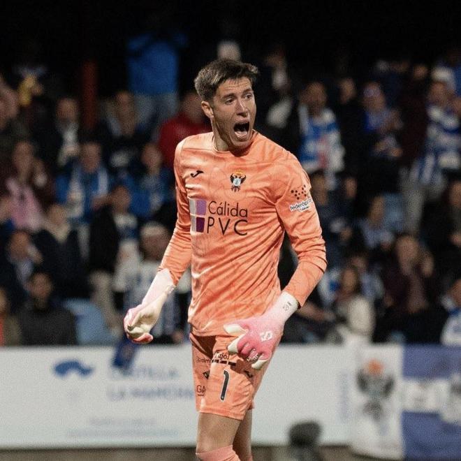 塔拉韦拉门将：要不是卢宁终场前扑出单刀，现在比赛还在打呢