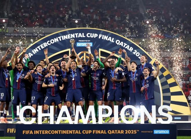 3:2！替补门将4次扑点一战成名，大巴黎加冕6冠王，比肩巴萨拜仁