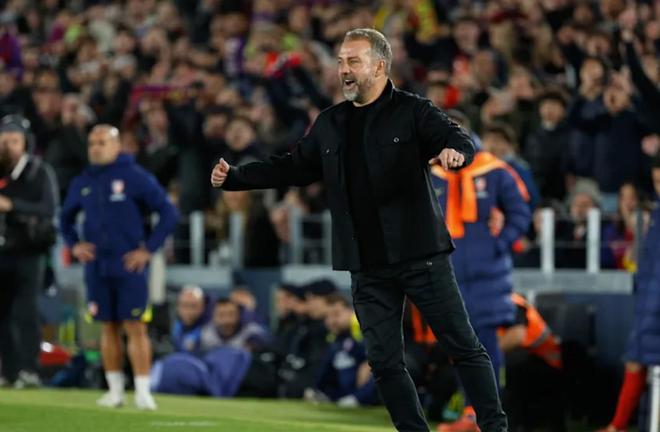 图片报：巴萨想与弗里克续约至2028，明年夏窗梦想签下小蜘蛛