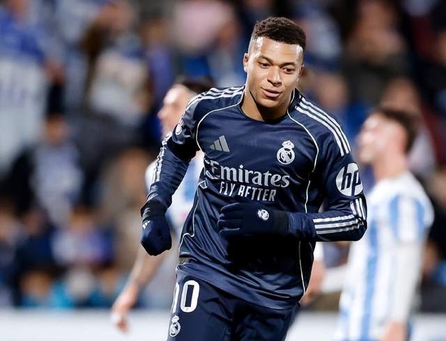 58-59！姆巴佩狂飙：距离C罗纪录1球之差 3天之后揭晓悬念