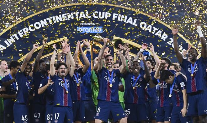 体坛联播｜巴黎成就“六冠王”，阿尔卡拉斯与费雷罗分手