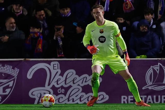 马卡：冬窗对于门将来说转会困难，特狮留队可能性在大幅增加