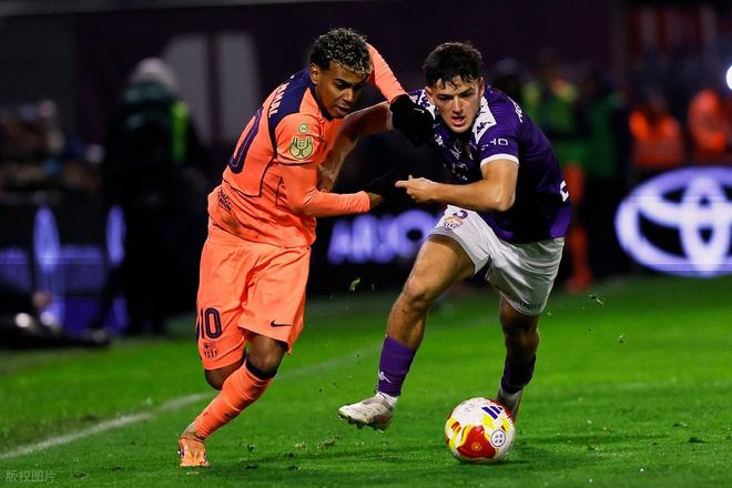 西甲：比利亚雷状态不佳，巴萨抢分无忧？比利亚雷VS巴萨