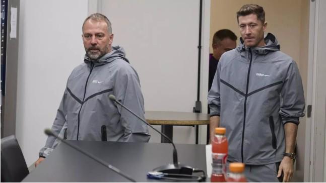 每体：莱万2月到3月将与弗里克谈未来，他愿以次要角色留队