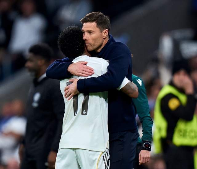 阿隆索纠错！皇马6000万前锋蜕变：边缘人晋升主力 全队受益