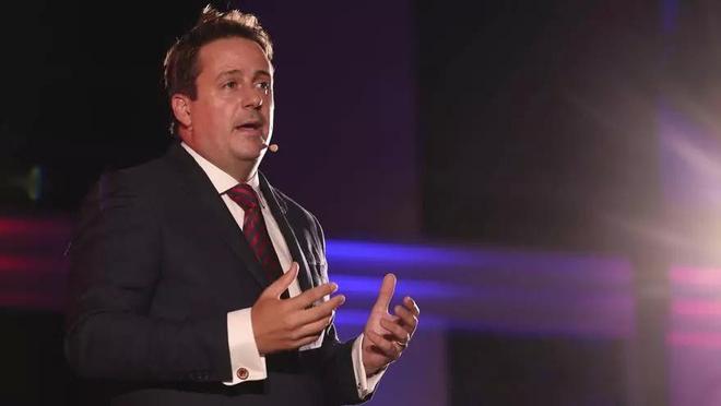 反对派：弗里克若对拉波满意早就续约了；梅西是被逐出巴萨的