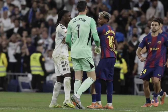 马卡：皇马2025年以零冠黯然收官，是一个充满动荡的体育赛季