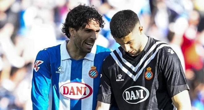 西班牙人后卫谈霍安：球迷有权对任何人发出嘘声，但必须谨慎