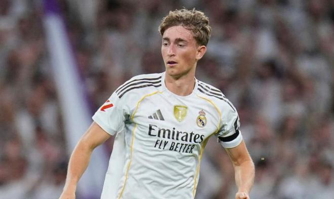 西媒：赫伊森患先天性眼睑下垂，不过不会影响视力