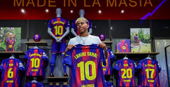 阿斯：德科出色完成球员续约工作，巴萨主力球员基本完成续约