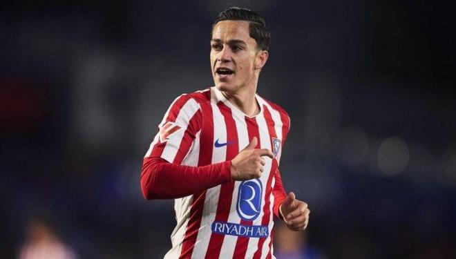 迪马：罗马还在就拉斯帕多里和马竞谈判，球员尚未明确表态