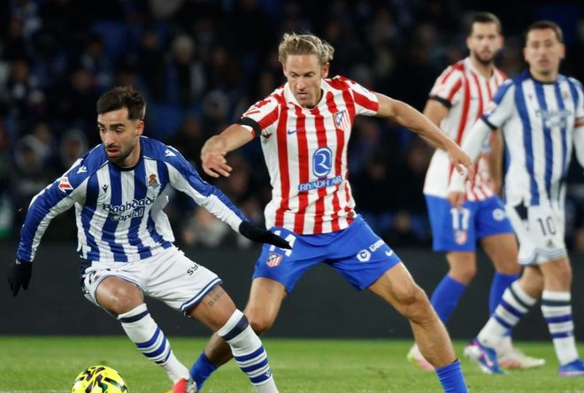 奥布拉克7次神扑，西蒙尼怒不可遏，被巴萨甩开11分