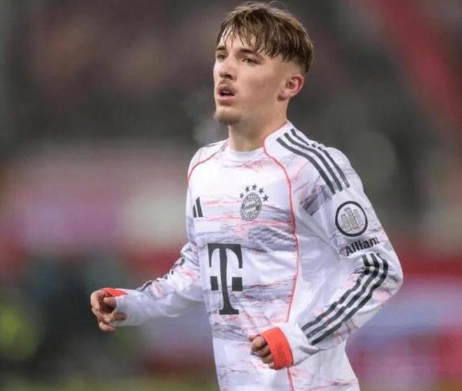 渴望去皇马？拜仁17岁天才祸从口出惹恼球迷 社媒遭攻陷被骂叛徒