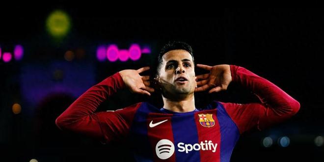 从国米手中抢人！昔日后卫火线回归，巴萨后防迎来“万能钥匙”