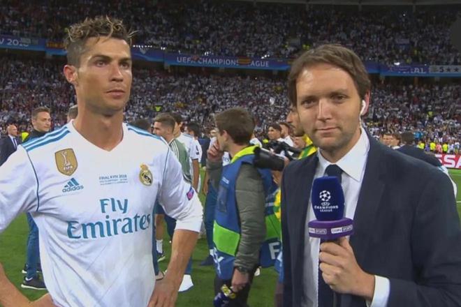 记者：C罗宣布离队后，一名皇马队友曾痛骂C罗和他的家人