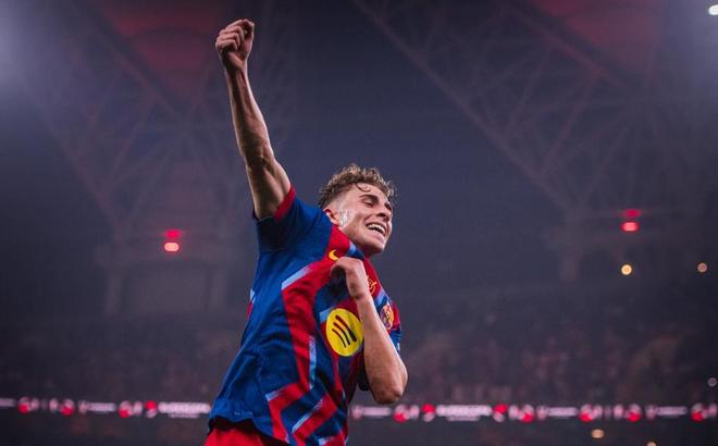 0:5惨败！巴萨1战创新纪录，挺进决赛！球迷感叹：全队帮1人圆梦