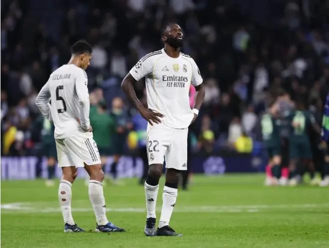 马卡：吕迪格缺席皇马赛前最后一练，教练组会等到最后一刻