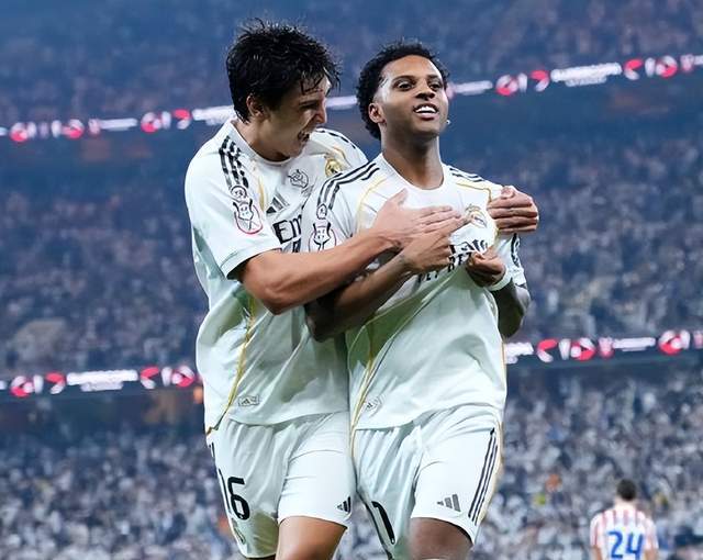 皇马25岁巨星成阿隆索救星！首发5场造6球，率队2-1进决赛争冠