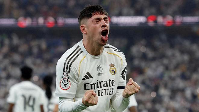 2-1！巴尔韦德世界波建功，皇马力克马竞挺进超级杯决赛