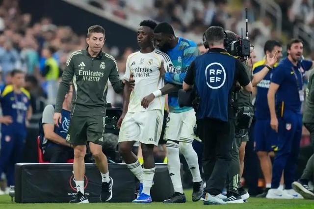 早知道｜维尼修斯、西蒙尼场边发生争执