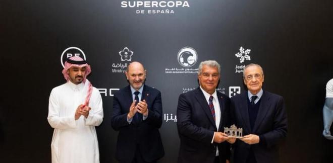 拉波尔塔：弗洛伦蒂诺已经向我送上了祝贺，换我也会这么做