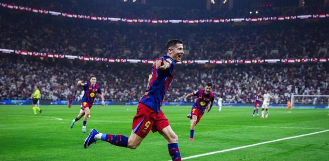 自加盟巴萨以来，莱万在每年的西超杯决赛均取得进球