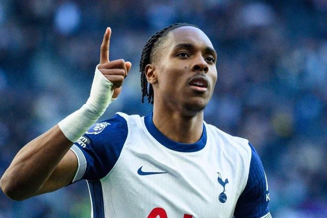 RMC名记：罗马和比利亚雷亚尔有意租借热刺前锋特尔