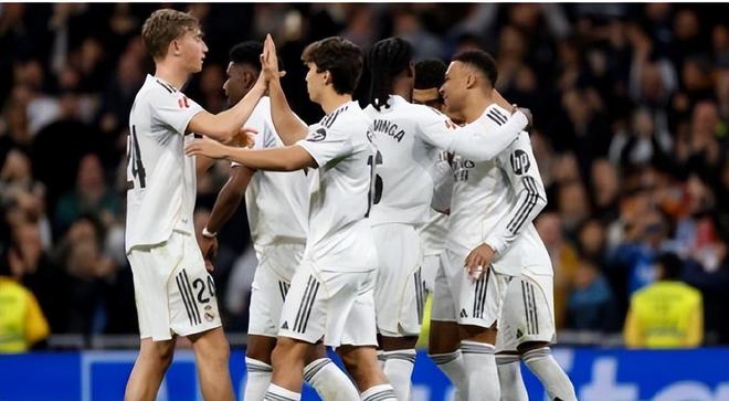 布局未来中轴线！皇马3000万欧锁定3大希望之星，真的太划算了