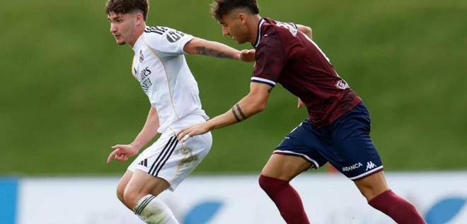 世体：阿韦洛亚重视青训，他已征召多名小将参与一线队训练