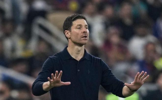 世体谈阿隆索下课：老佛爷对皇马在西超杯决赛中的表现极其不满