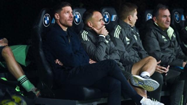 皇馬官宣哈維·阿隆索下課，少帥擺不平豪門更衣室