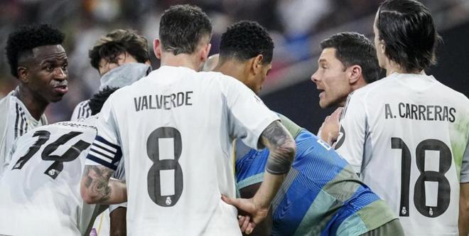 没预料到，世体：阿隆索下课的消息让皇马更衣室震惊和困惑